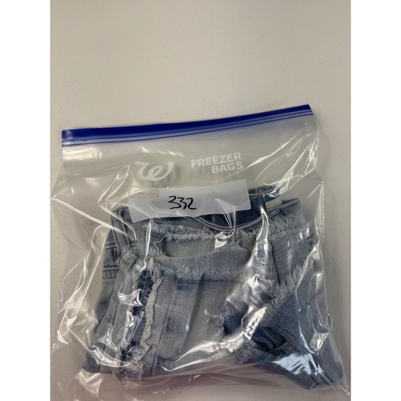 KanCan Signature Denim Shorts Size 26 Frayed Hem Distressed Light Wash - Picture 12 of 12